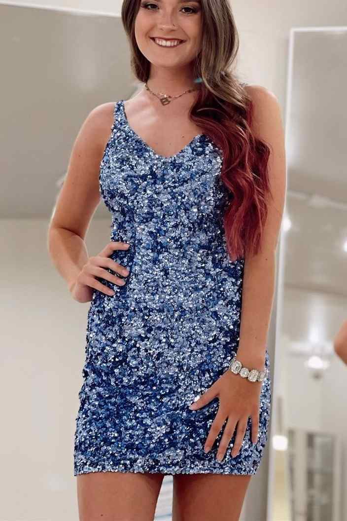 Vestido corto ajustado de fiesta con lentejuelas color vino tinto para regreso a casa