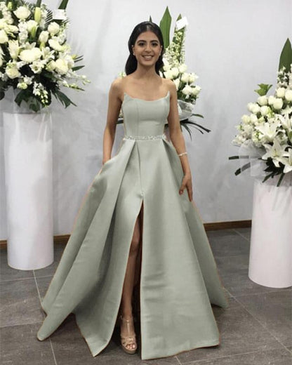 Vestidos de noche largos de satén sin tirantes estilo celebridad