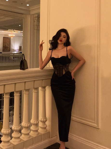 Vestido negro sexy de sirena con tirantes finos para cumpleaños número 18, ideas para vestidos de cumpleaños para mujeres (DP2321)