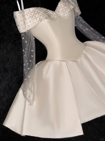 Elegante vestido de fiesta corto de satén color marfil con hombros descubiertos y diseño sencillo, corte A, TP4192