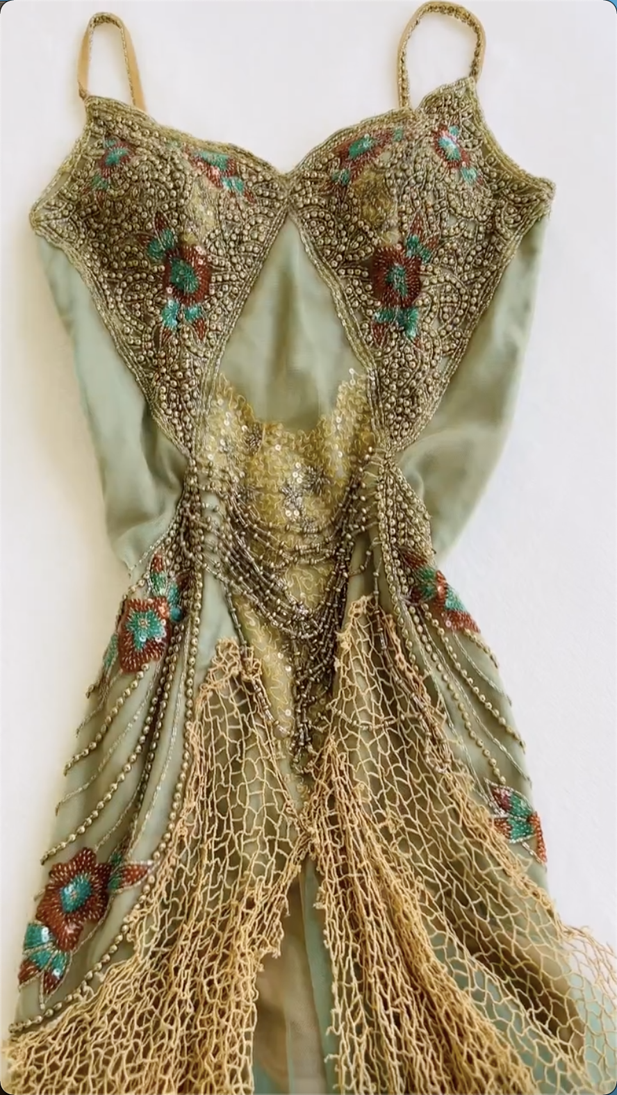 Beautiful fairytale dress🧚🏻