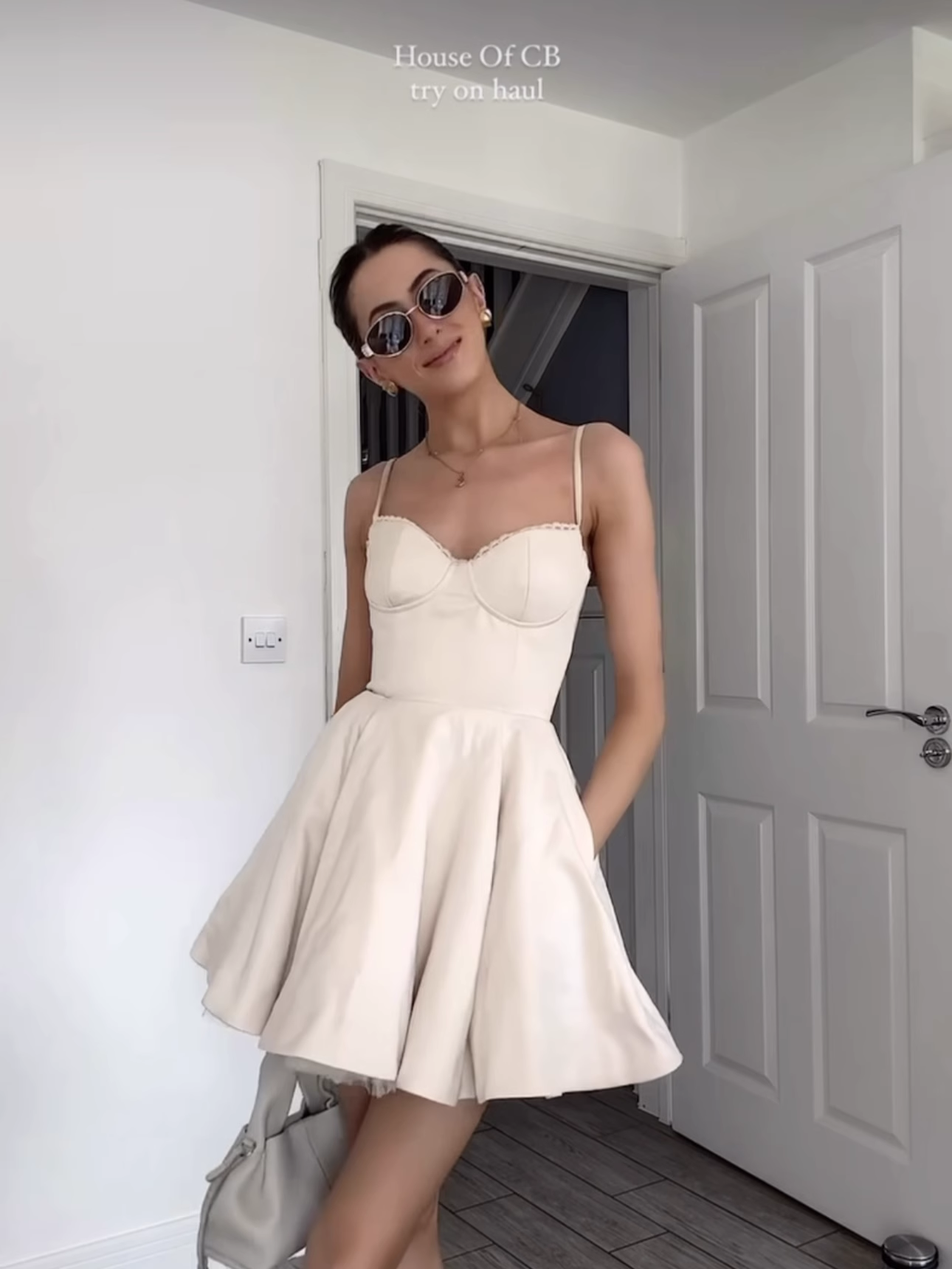 Vestido de fiesta beige con escote en forma de corazón y tirantes finos, corte A, para regreso a casa, TP3860