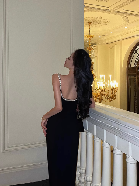 Vestido negro sexy de sirena con tirantes finos para cumpleaños número 18, ideas para vestidos de cumpleaños para mujeres (DP2324)