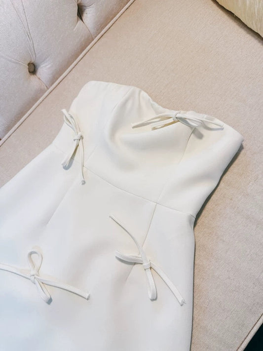 Lindos vestidos de fiesta de satén blanco sin tirantes, corte A, para octavo grado, de verano, para escuela secundaria, DH100