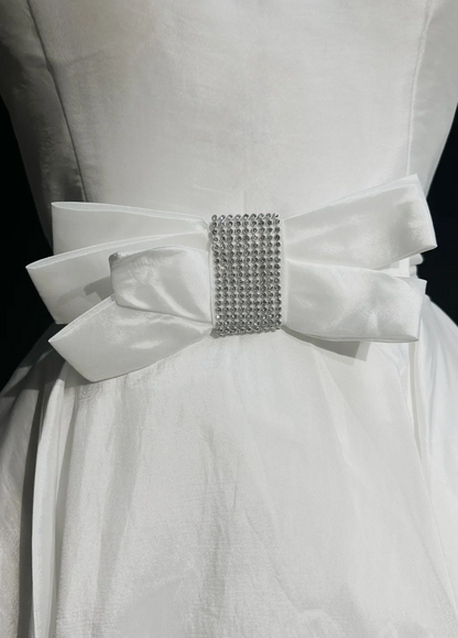 Vestido de novia vintage de los años 60, escote alto bajo, sin mangas, plisado, lazo, cuentas, blanco, corto, elegante, DH1014