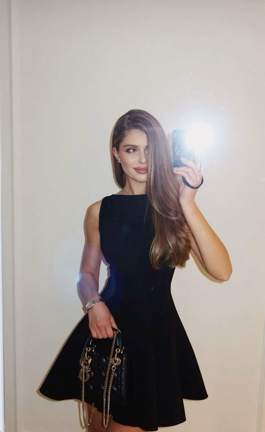 Vestido negro corto de satén, corte A, sencillo, para fiesta de 8.º grado, de verano, para escuela secundaria, para 18.º cumpleaños, DH1026