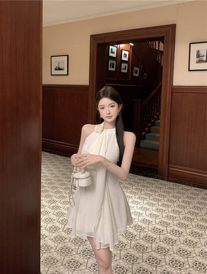 Vestido corto de gasa blanca con cuello halter, sexy, de corte A, para fiesta de 8.º grado, de verano, para escuela secundaria, traje de fiesta, atuendo de cumpleaños DH1054