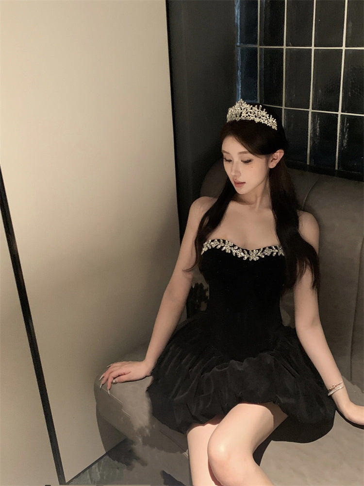 Vestido de fiesta corto de terciopelo negro con escote corazón para octavo grado, vestido de verano para escuela secundaria, traje de fiesta DH1056