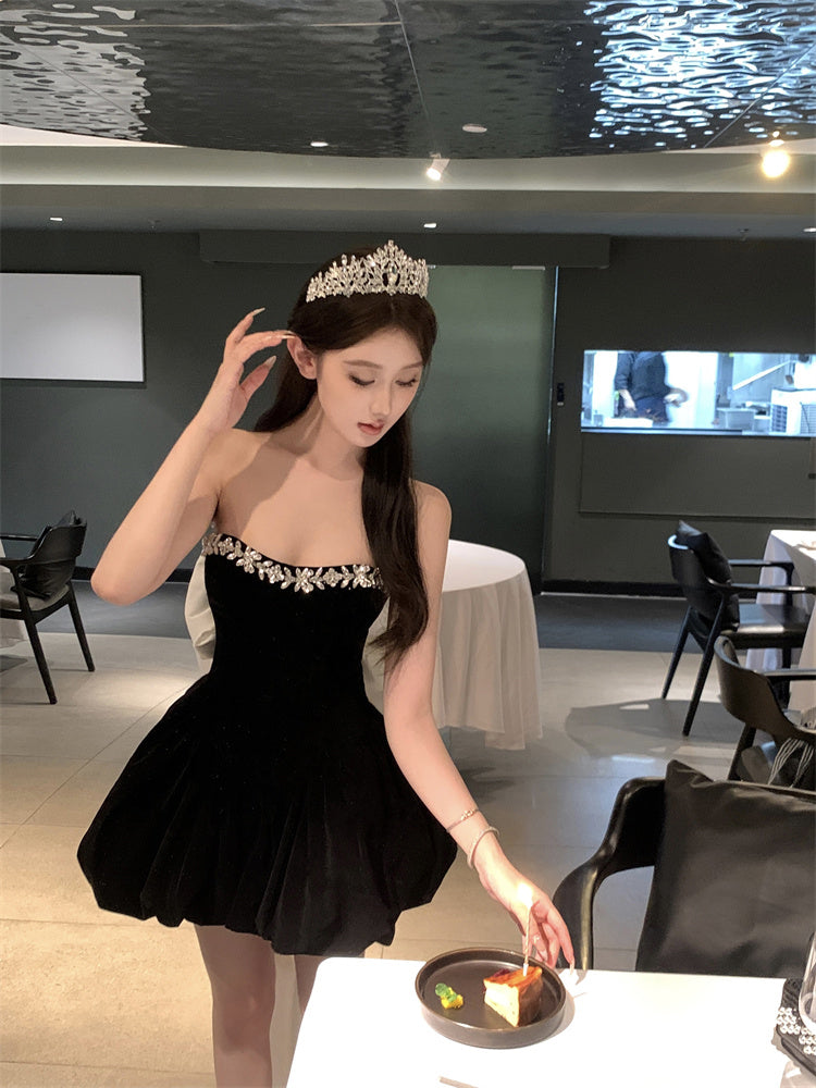 Vestido de fiesta corto de terciopelo negro con escote corazón para octavo grado, vestido de verano para escuela secundaria, traje de fiesta DH1056