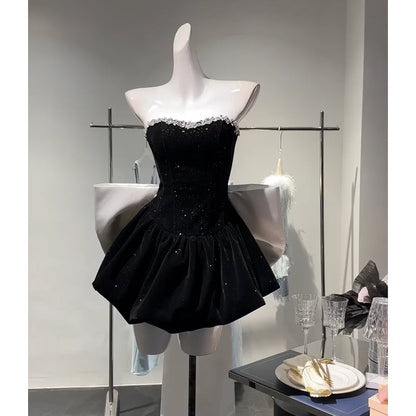 Vestido de fiesta corto de terciopelo negro con escote corazón para octavo grado, vestido de verano para escuela secundaria, DH1059
