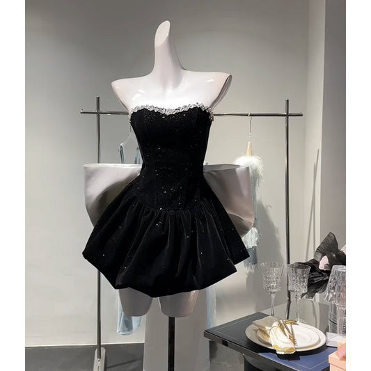Vestido de fiesta corto de terciopelo negro con escote corazón para octavo grado, vestido de verano para escuela secundaria, DH1059