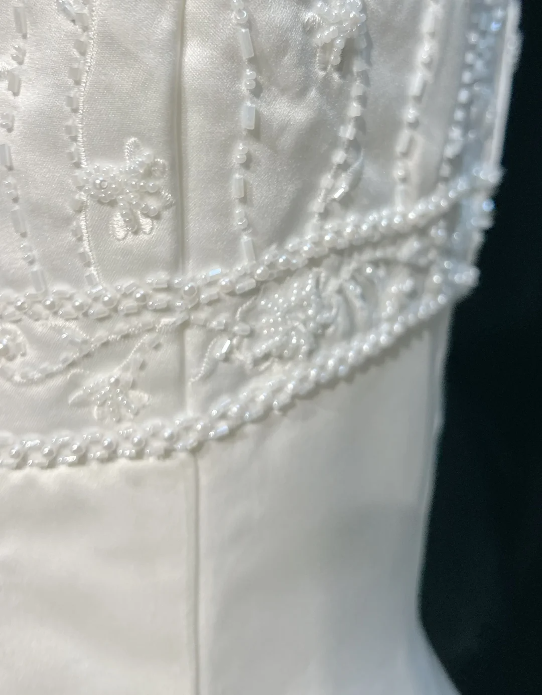 Vestido de novia vintage, corte A, tirantes finos, sin mangas, con perlas, largo, blanco, años 70, elegante, DH1111