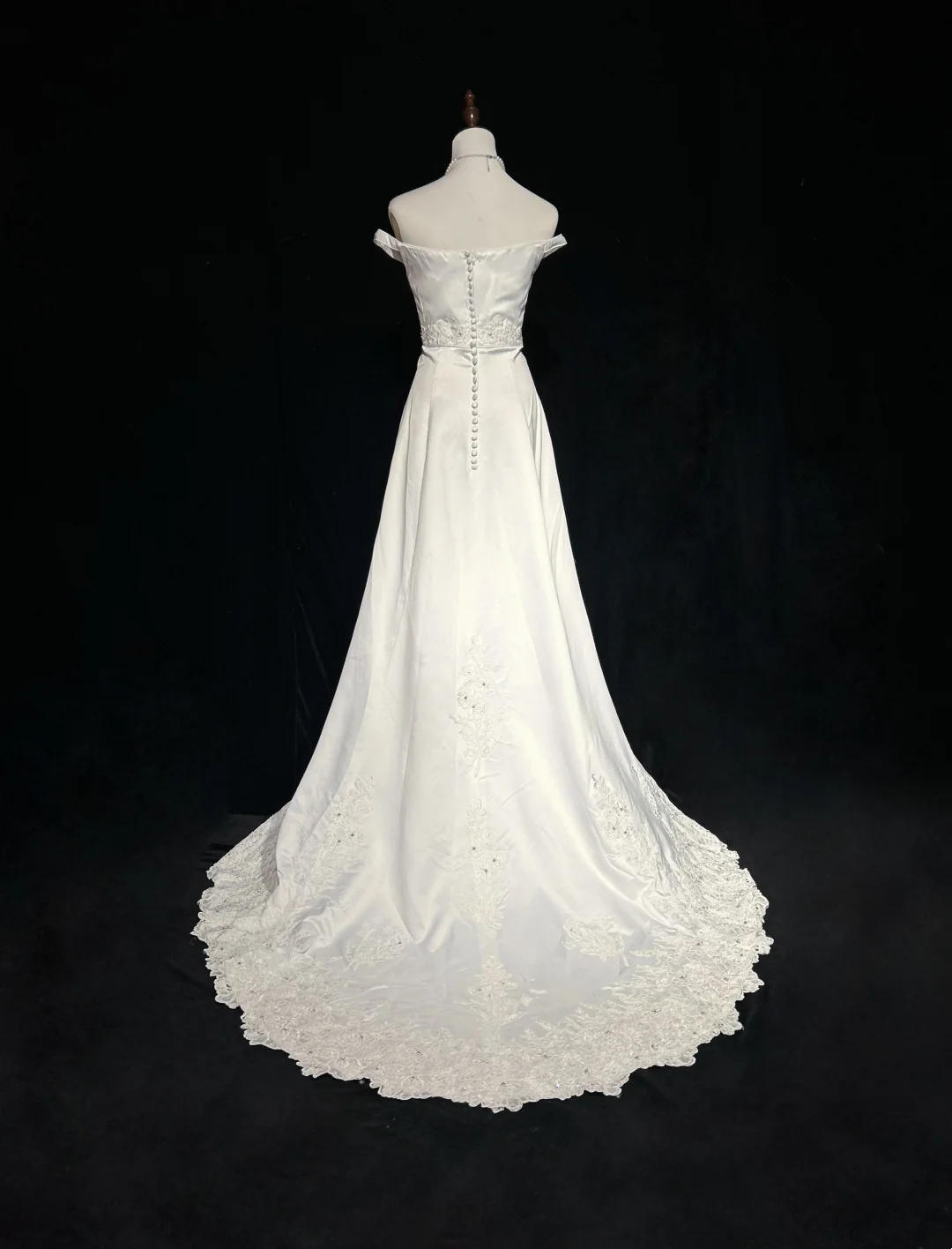 Vestido de novia vintage, corte A, hombros descubiertos, perlas, largo, blanco, años 70, elegante, DH1113