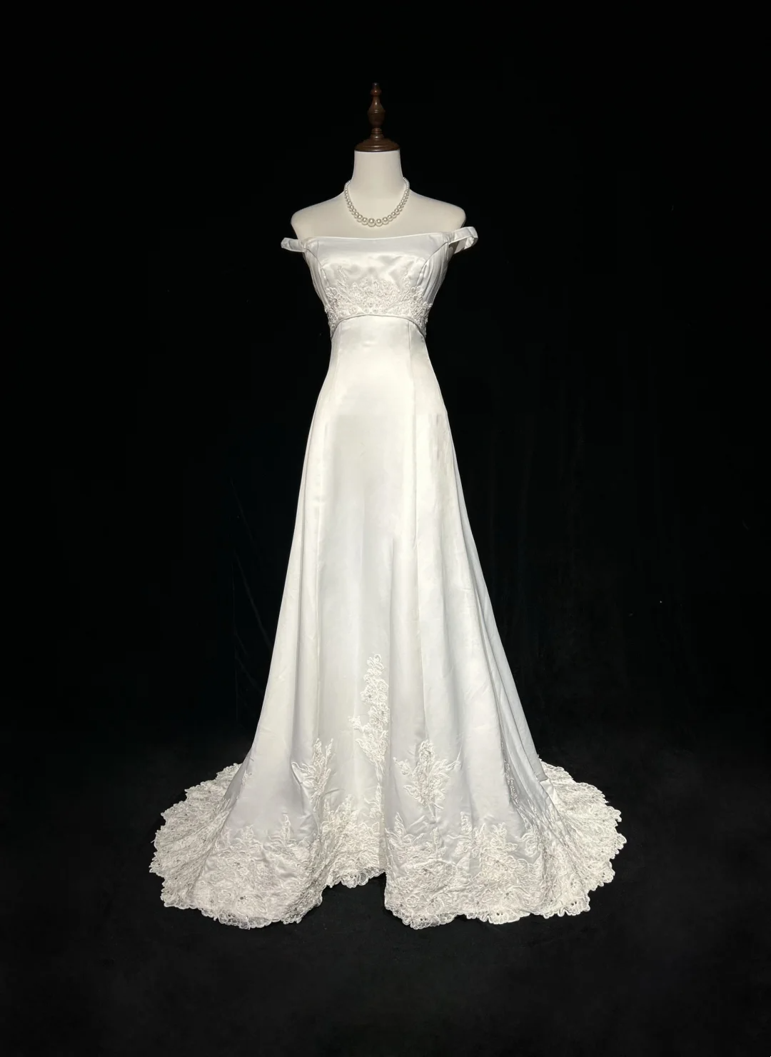 Vestido de novia vintage, corte A, hombros descubiertos, perlas, largo, blanco, años 70, elegante, DH1113