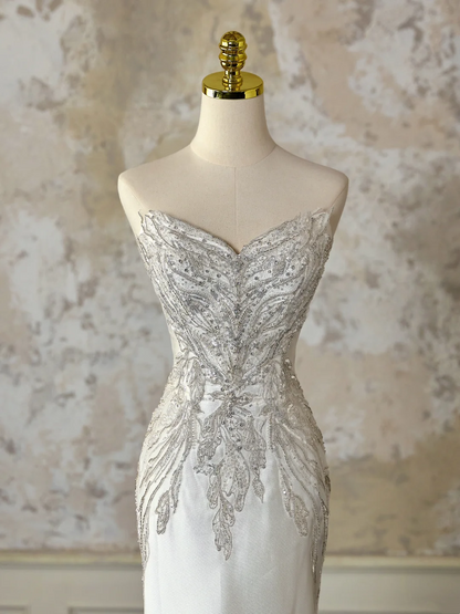 Vestido de novia modesto de corte sirena con escote corazón, sin mangas, con cuentas plateadas, largo blanco, elegante, DH1128