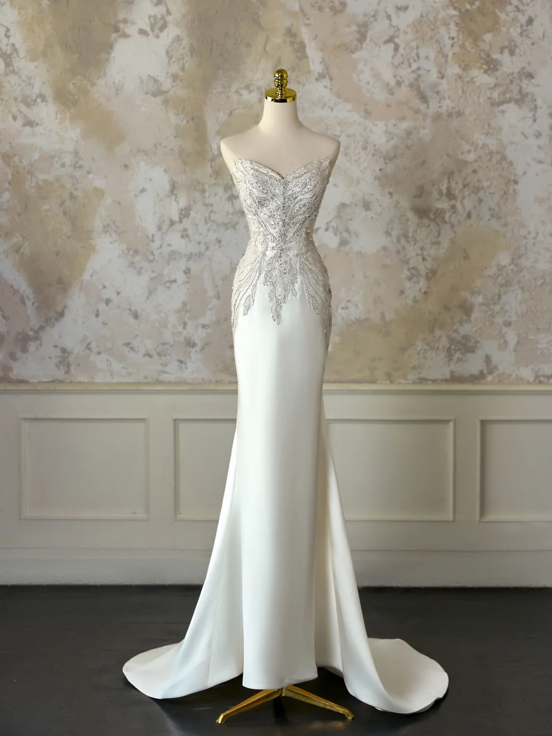 Vestido de novia modesto de corte sirena con escote corazón, sin mangas, con cuentas plateadas, largo blanco, elegante, DH1128