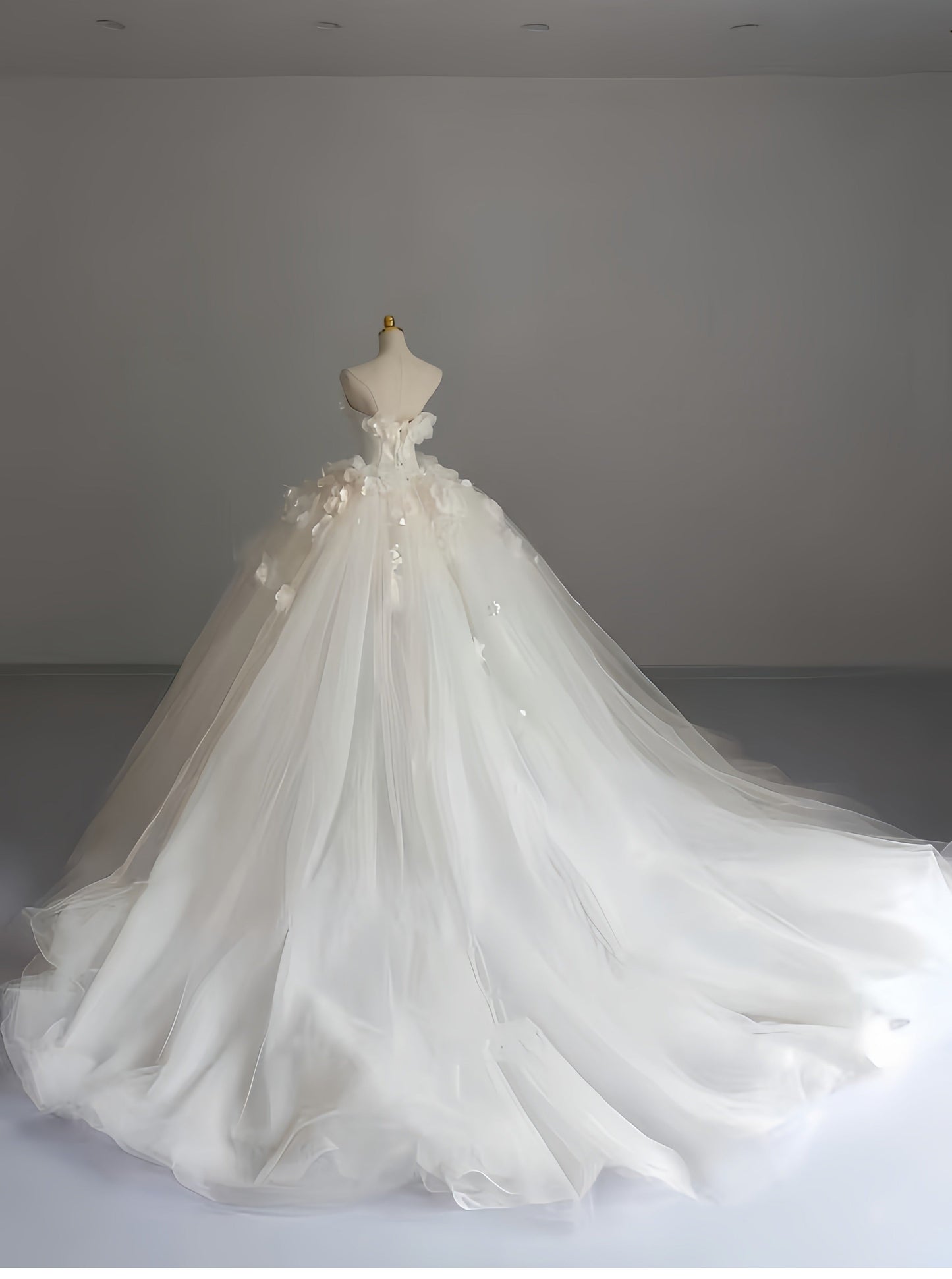 Hermoso vestido de novia, sin tirantes, blanco, largo, de tul, DH112