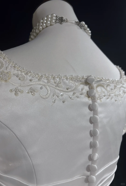 Vestido de novia vintage, corte A, escote cuadrado, blanco, manga corta, satén, años 60, Timeless Brides, DH1143
