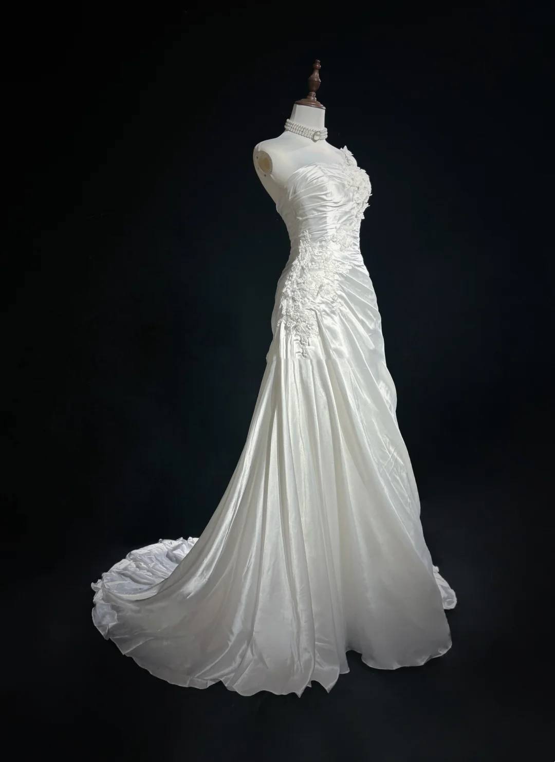 Vestido de novia clásico y elegante, corte sirena, un hombro, largo, blanco, de satén, años 70, estilo vintage, DH1147