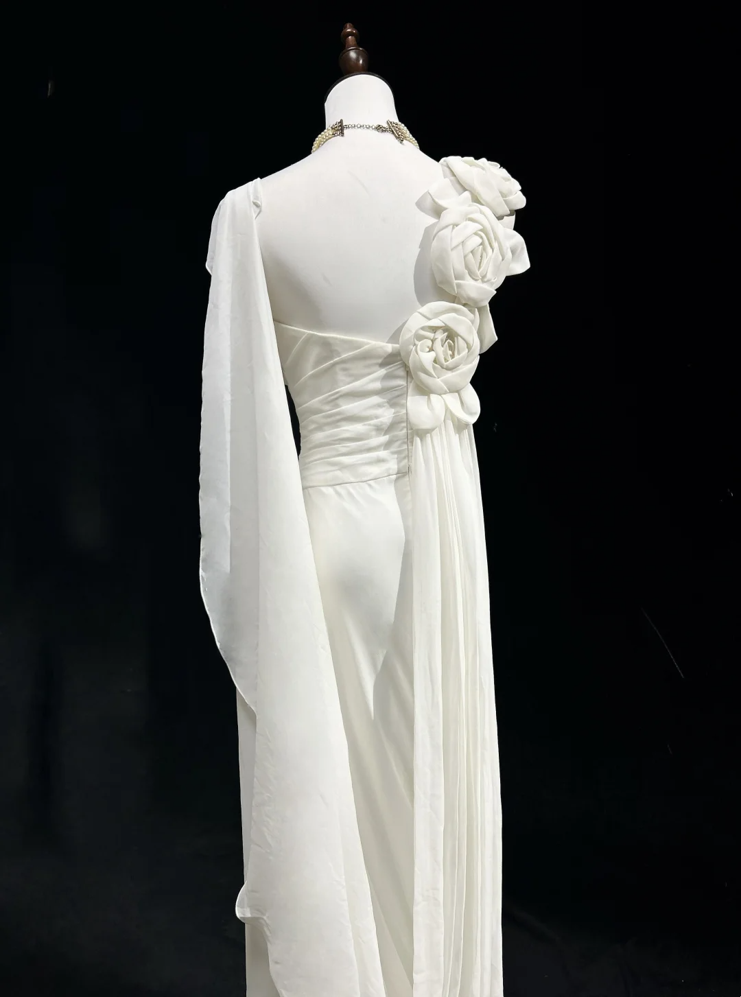 Vestido de novia único, de un solo hombro, de gasa, con flores blancas, estilo años 90, estilo vintage, DH1152