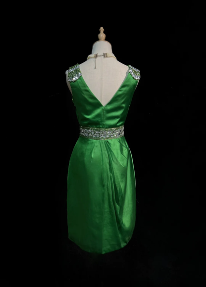 Vintage Sheath V Neck Green Satin Mini Short Formal 8th Grade Homecoming Dresses Summer Middle School Hoco Dress 20th Birthday Outfits DH1155