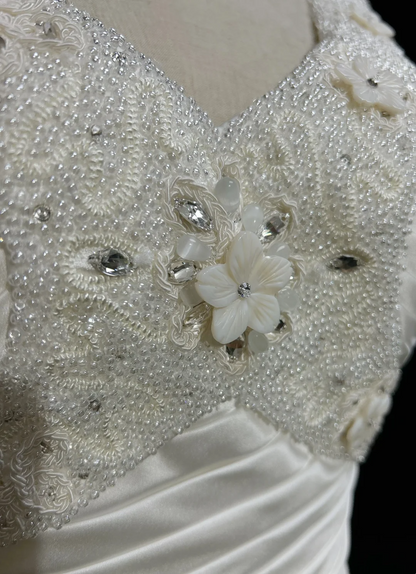 Vestido de novia único, corte A, escote en V, satén blanco, cuentas, estilo años 90, vestidos de novia vintage DH1163
