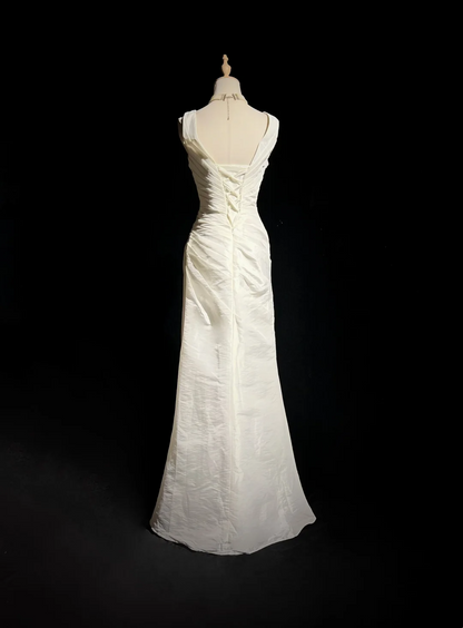 Vestido de novia único de corte sirena con escote en V y apliques de tafetán blanco, estilo años 90, estilo vintage, DH1165