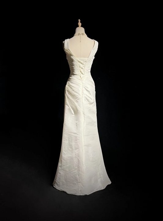 Vestido de novia único de corte sirena con escote en V y apliques de tafetán blanco, estilo años 90, estilo vintage, DH1165