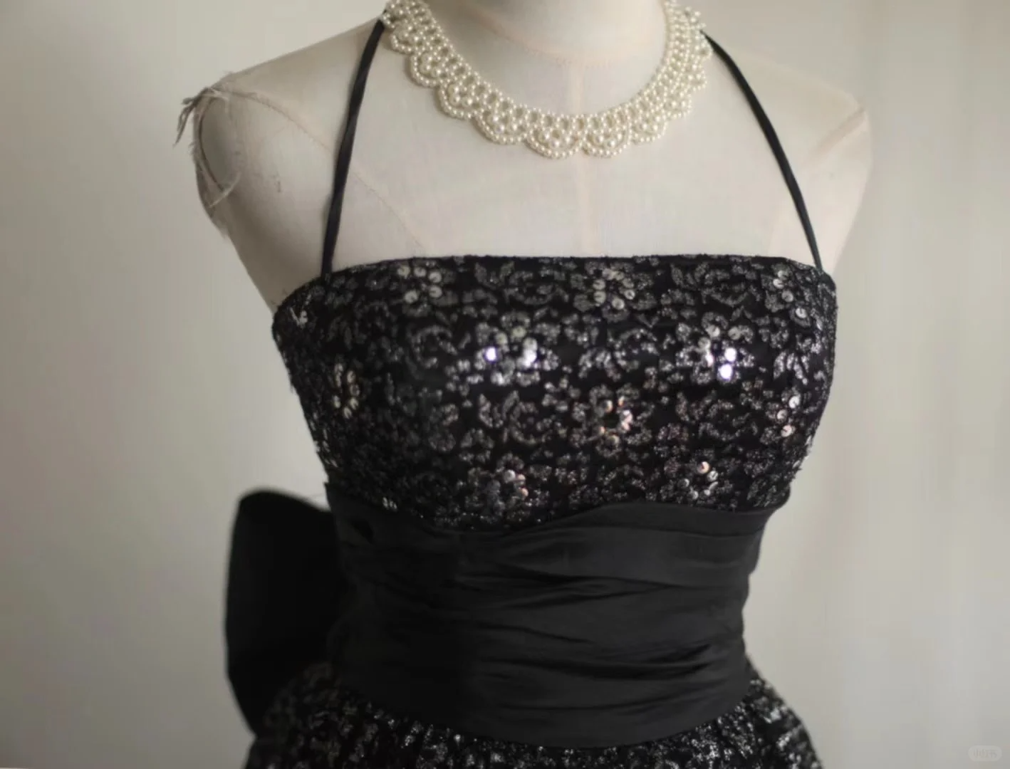 Retro A Line Halter Sequin Black Mini Short Formal 8th Grade Homecoming Dresses Summer Middle School Hoco Dress 18th Birthday Outfits DH1306