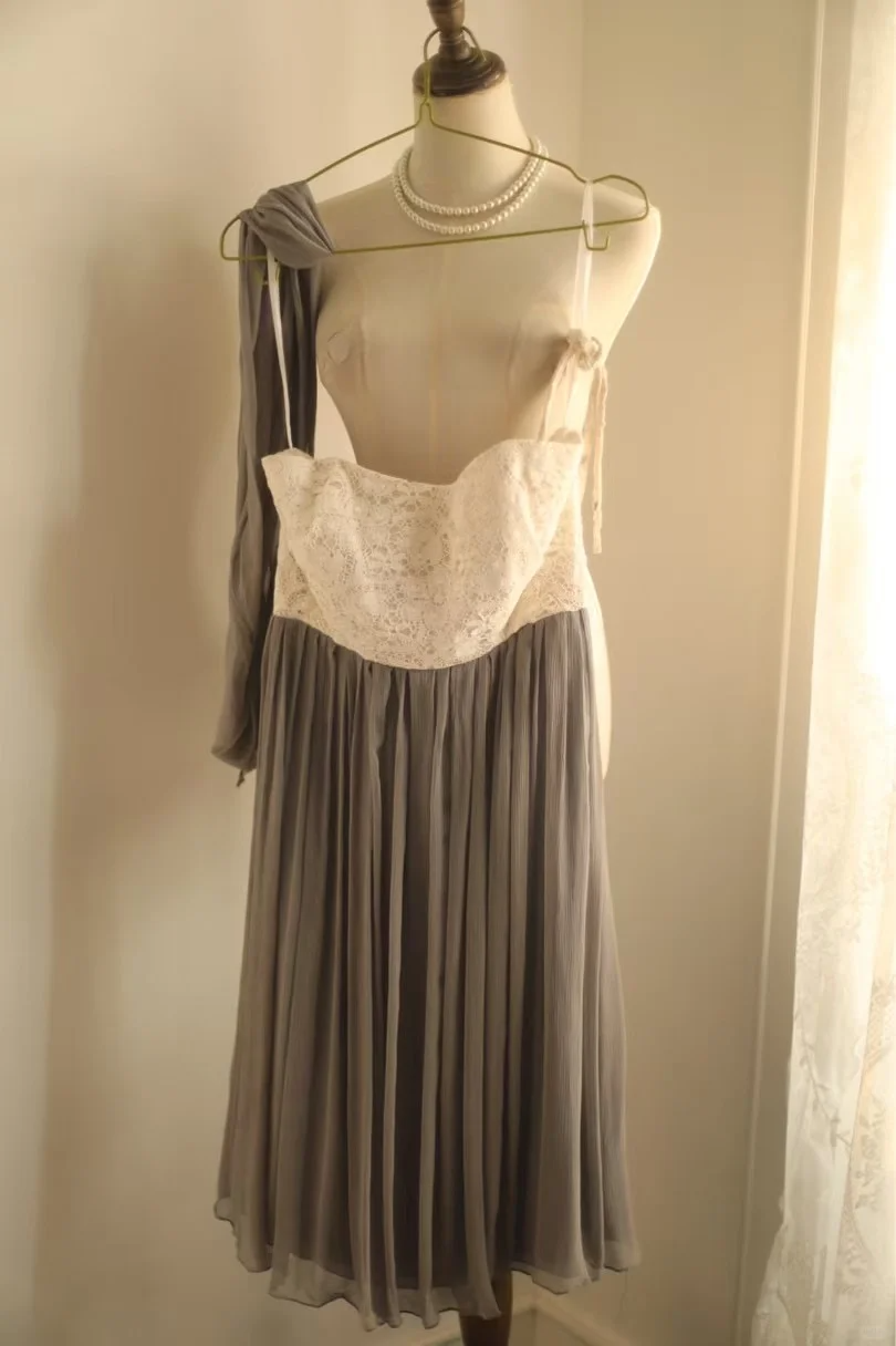 Vestido corto retro de gasa gris con tirantes finos, corte A, para fiesta de 8.º grado, de verano, para escuela secundaria, para graduación o cumpleaños número 16, DH1316