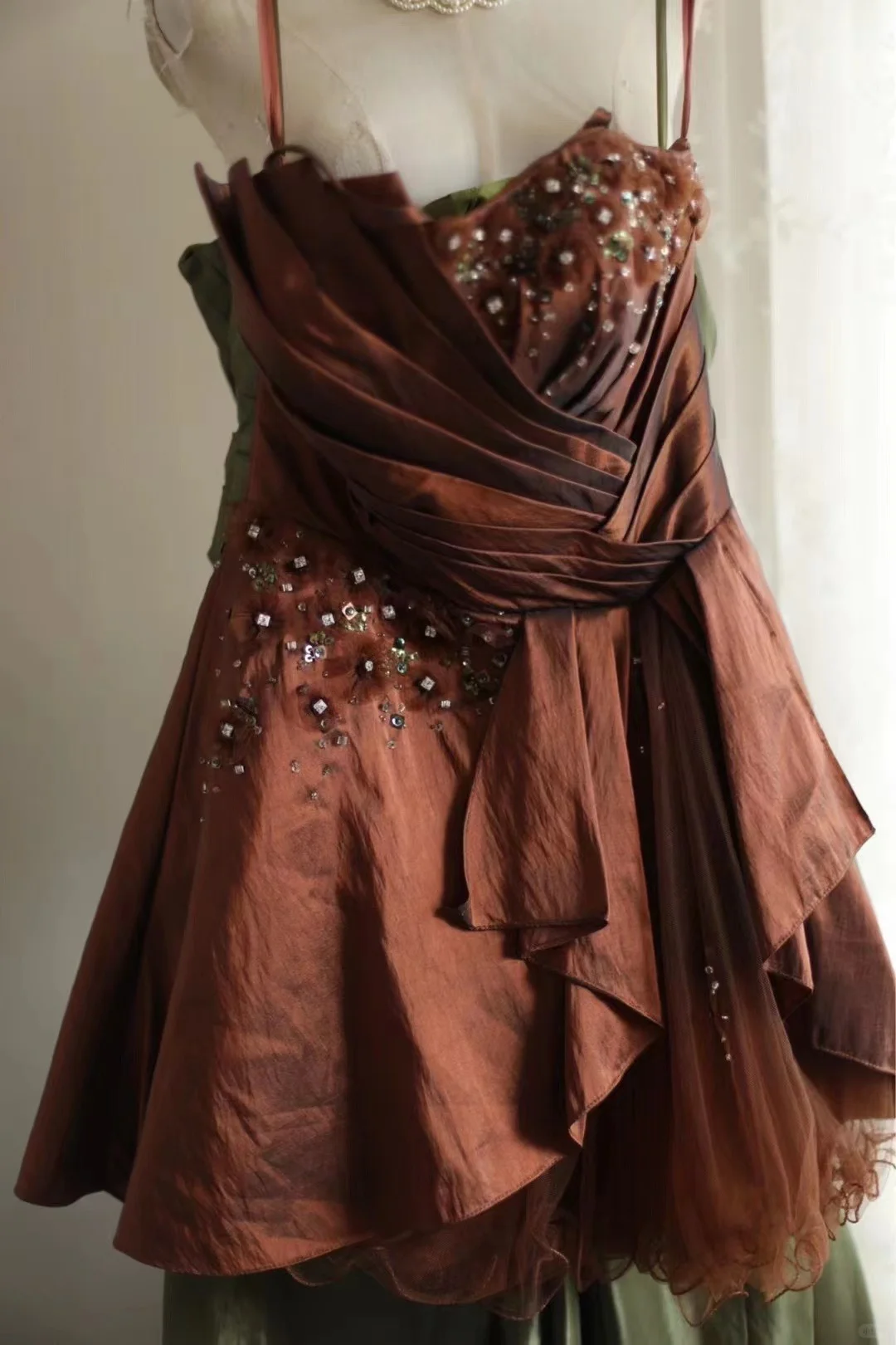 Vestido corto retro de tafetán marrón con tirantes finos, corte A, para fiesta de 8.º grado, para escuela secundaria, DH1317