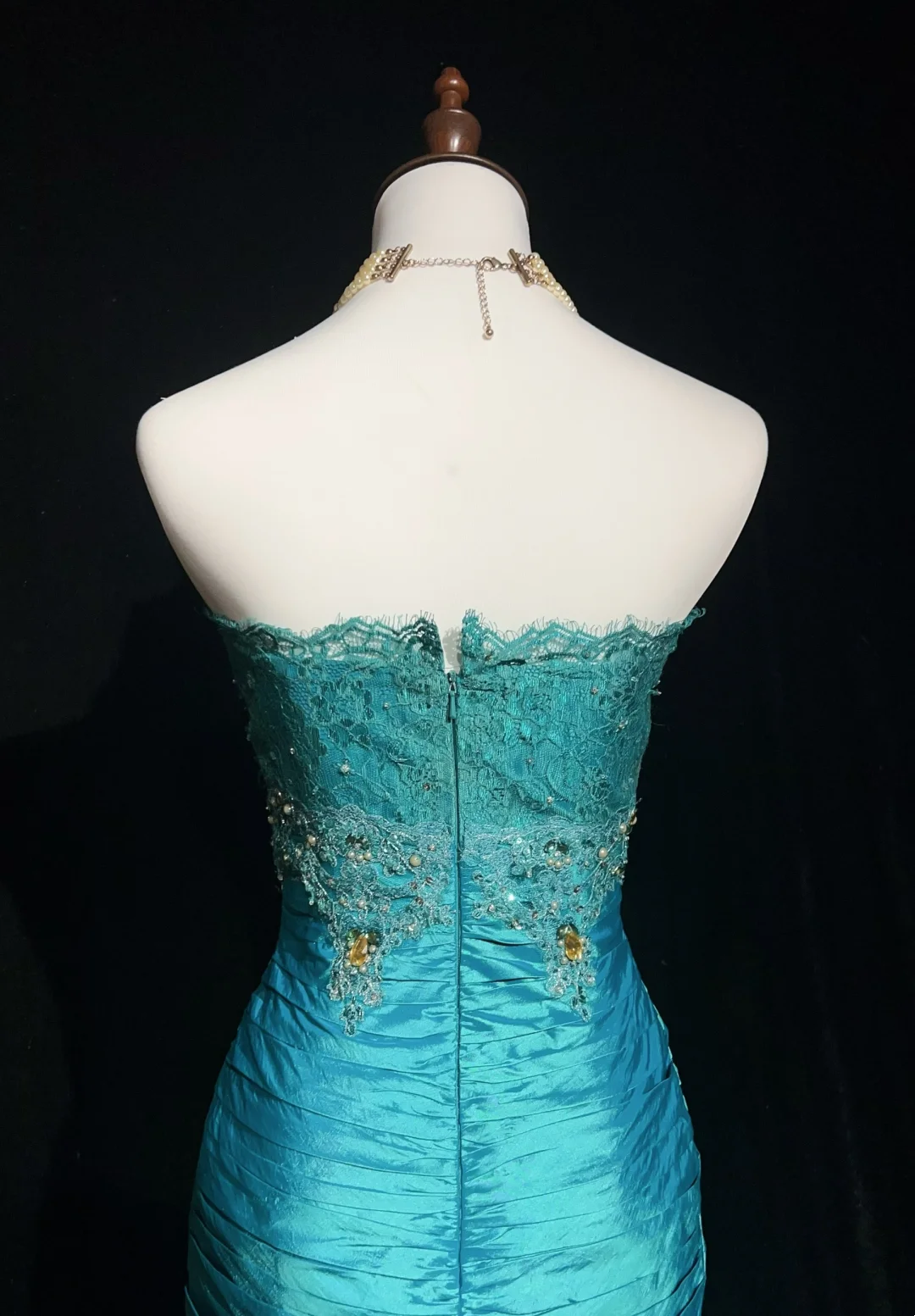 Vestido de cóctel vintage de satén azul, sin tirantes, hasta la rodilla, para octavo grado, para escuela secundaria, Hoco Outfits DH1461