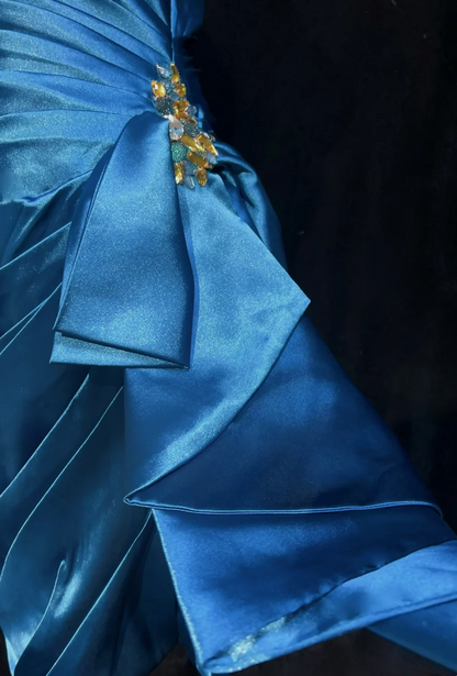 Vestido de cóctel azul a la moda con tirantes finos y largo hasta la rodilla para octavo grado, para escuela secundaria, Hoco Outfits DH1463