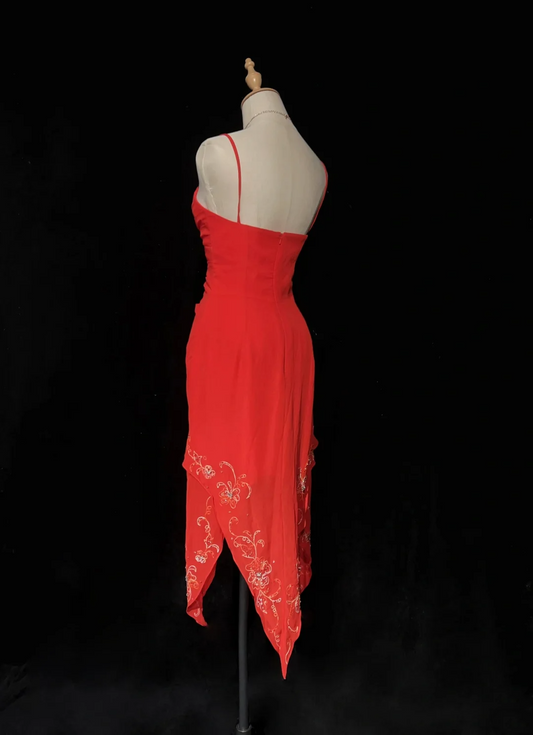 Vestido de fiesta de graduación de 8.º grado, estilo vintage, de gasa roja, hasta la rodilla, con corte asimétrico, para cóctel, para escuela secundaria, DH1466