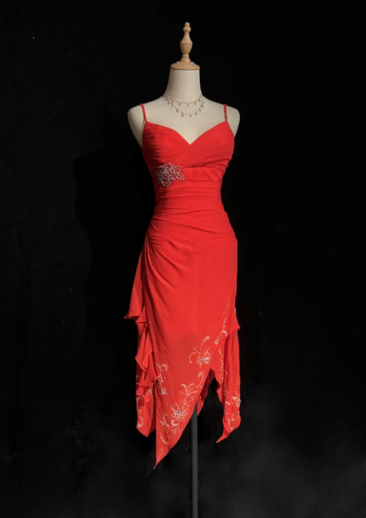 Vestido de fiesta de graduación de 8.º grado, estilo vintage, de gasa roja, hasta la rodilla, con corte asimétrico, para cóctel, para escuela secundaria, DH1466