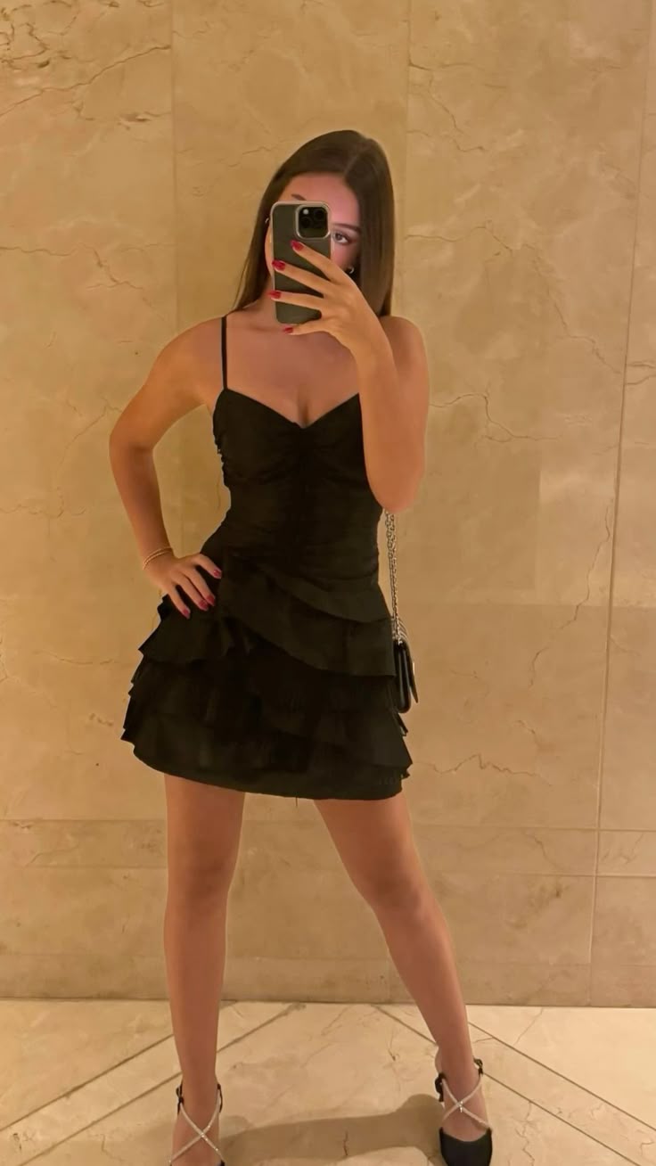 Vestido negro corto con tirantes finos, corte A, para fiesta de 8.º grado, de verano, para escuela secundaria, DH148