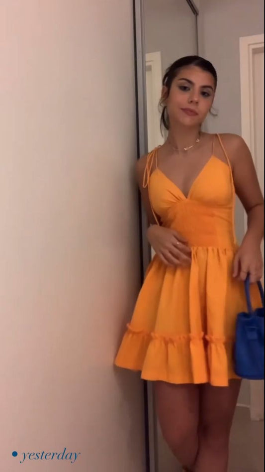 Lindos vestidos de fiesta cortos naranjas con tirantes finos y corte A para octavo grado, vestidos de fiesta de verano para escuela secundaria, trajes de fiesta DH159