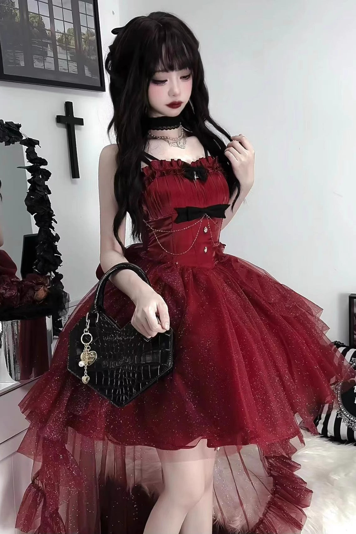 Vestido gótico de fiesta con tirantes finos en color burdeos, estilo gótico, para 8.º grado, de cóctel, para secundaria, estilo Hoco, lolita, DH1623
