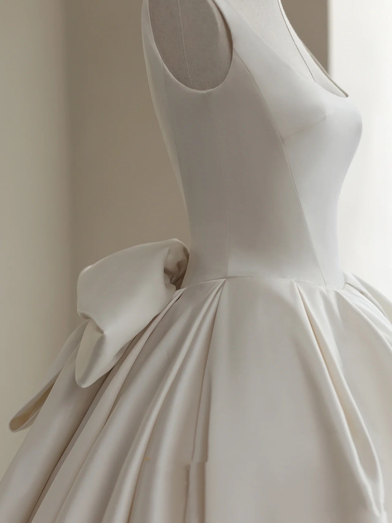Vestido de novia romántico, vestido de novia, vestido de fiesta, escote cuadrado, vestido de novia de satén, vestidos de novia color marfil, vestidos de novia modestos, DH1781
