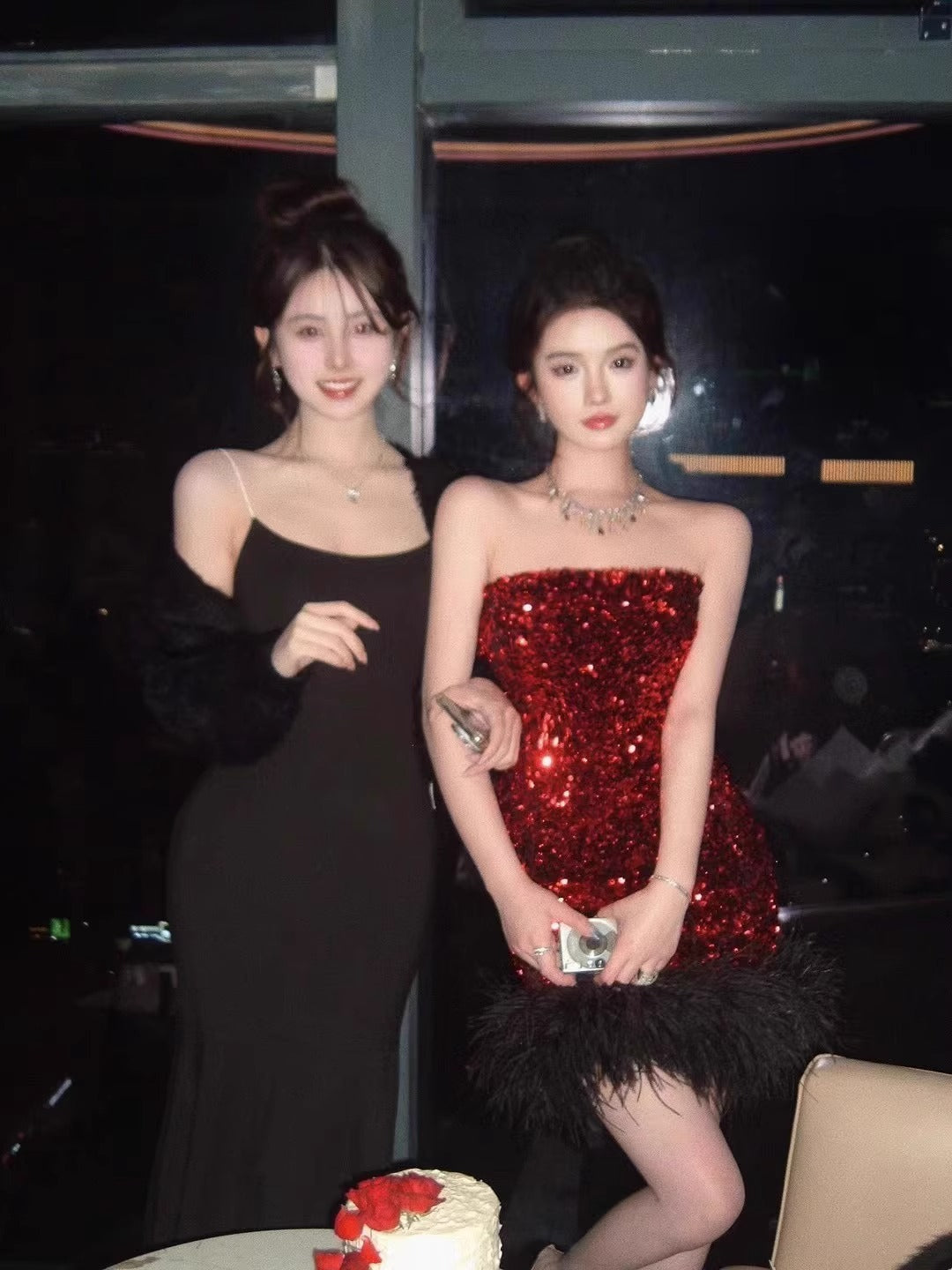 Classy Sheath Strapless Burgundy Sequin Feathers Short Mini Formal 8th Grade Homecoming Dresses Middle School Hoco Court Dress 16th Birthday Dress Hoco Outfits DH1884