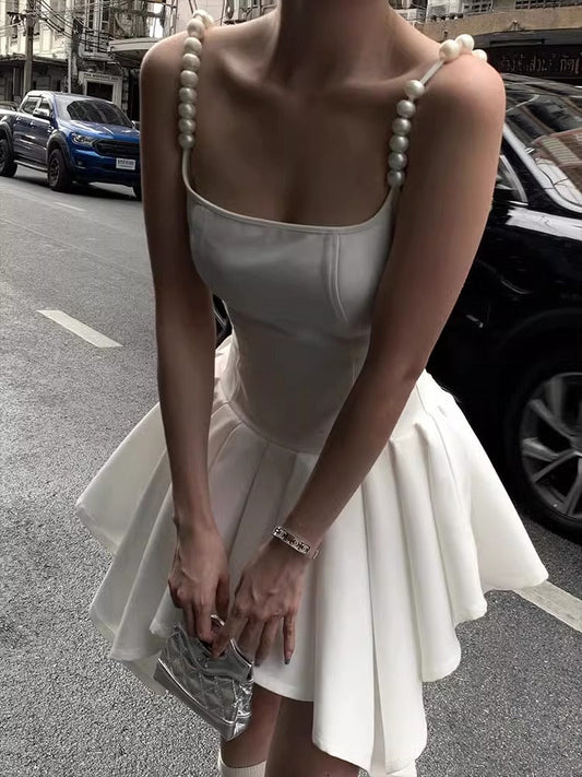 Lindos vestidos blancos cortos de fiesta de 8.º grado con tirantes finos, corte A, corte Hoco, para escuela secundaria, para cumpleaños número 21, DH1888