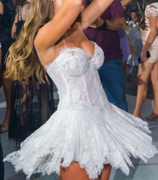 Vestidos cortos elegantes de Hoco, corte A, tirantes finos, minivestidos formales para el regreso a casa de octavo grado, verano, escuela secundaria, trajes de encaje blanco para el regreso a casa DH19