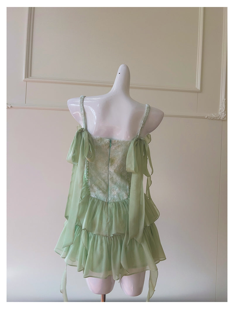 Cute A Line Spaghetti Straps Sage Green Chiffon Grad Dress Inspo Short Mini Formal 8th Grade Homecoming Dresses High School Hoco Court Dress Graduation Dress Hoco Outfits D1901