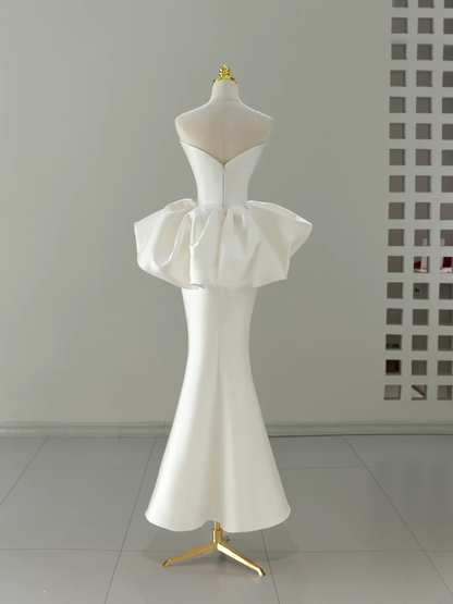 Vestido de novia único de corte sirena, escote corazón, satén blanco, sin mangas, largo, DH2053