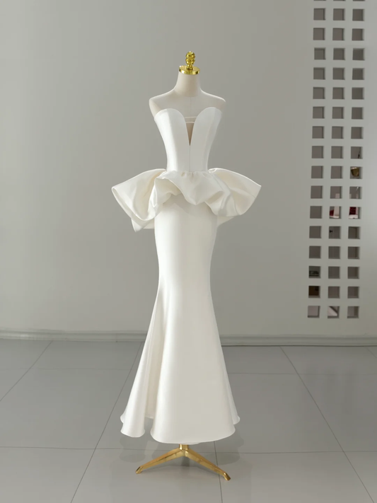 Vestido de novia único de corte sirena, escote corazón, satén blanco, sin mangas, largo, DH2053