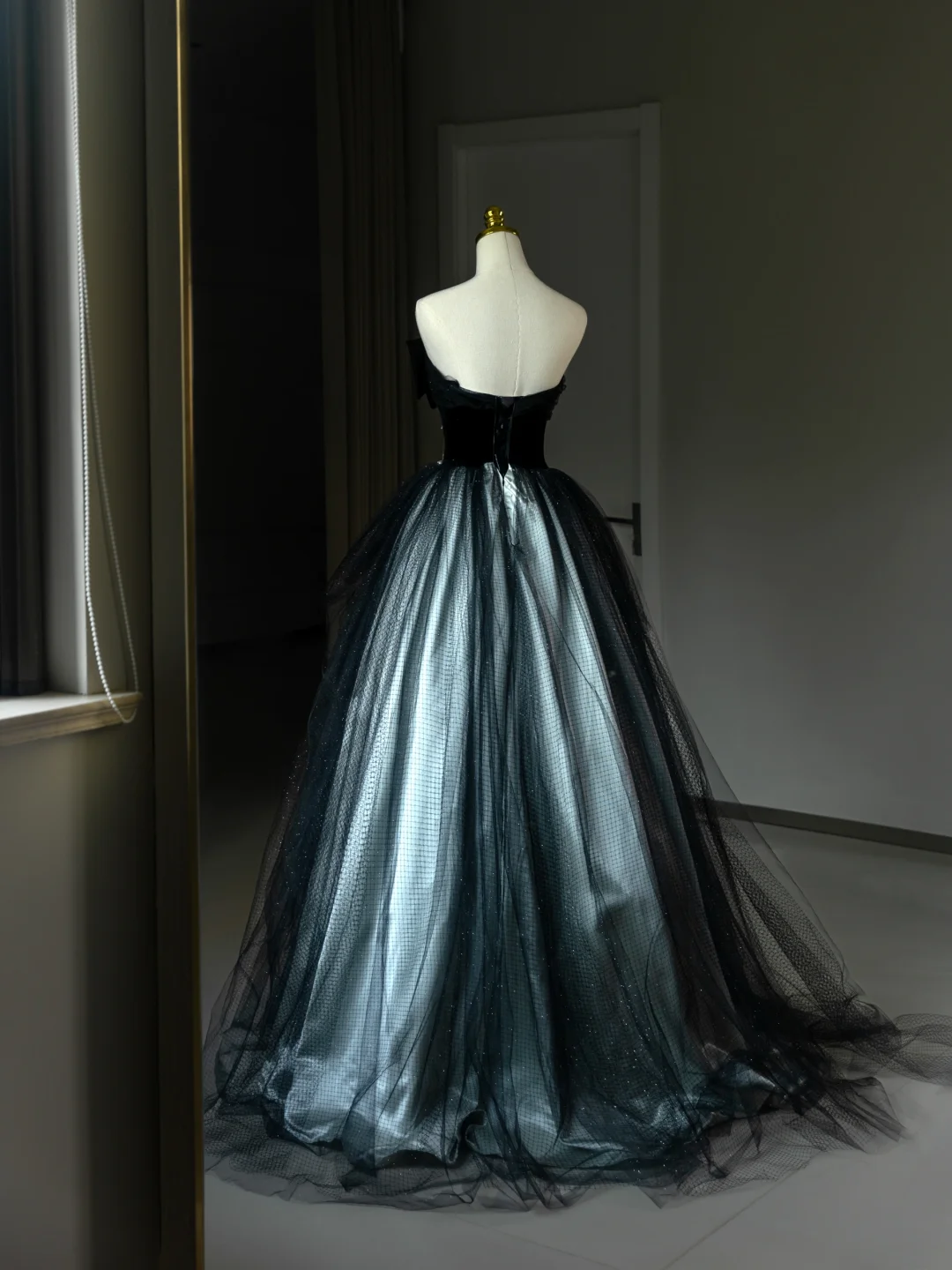 Hermoso vestido de quinceañera largo sin tirantes de tul negro con encaje, vestidos formales para 17 años, vestido de 15 años, vestido de 16 años DH2064