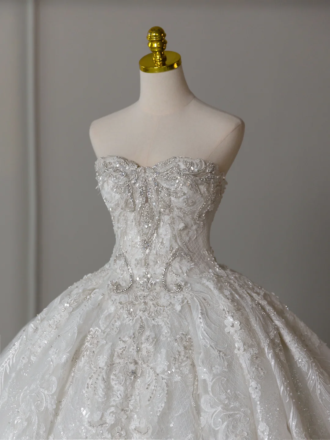 Vestido de novia atemporal, vestido de fiesta, escote corazón, encaje, blanco, largo, vestidos de novia largos, vestidos de novia modestos DH2076