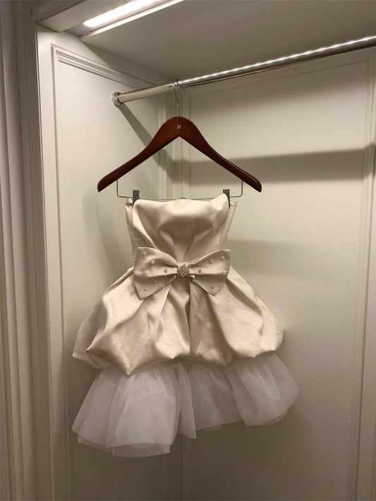 Cute Ball Gown Strapless White Satin Formal 8th Grade Homecoming Dresses Middle School Short Cocktail Gowns Graduation Dress Hoco Outfits DH2094