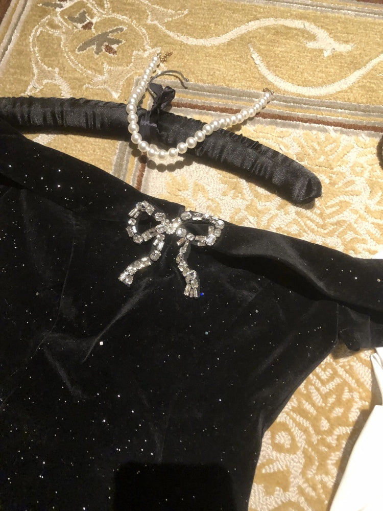 Sexy Ball Gown Off The Shoulder Black Velvet Short Formal 8th Grade Homecoming Dresses Summer Middle School Hoco Dress 6th Grade Graduation Outfits DH1882