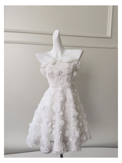 Modest A Line Spaghetti Straps White Floral Formal 8th Grade Homecoming Dresses Middle School Short Birthday Gowns Graduation Dress Hoco Outfits DH2105